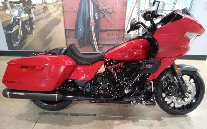 2025 Harley-Davidson FLTRXSTSE - CVO Road Glide ST