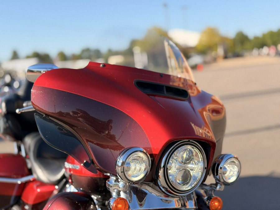 2018 Harley-Davidson® Ultra Limited FLHTK WKDRED/TWTDCHRY 645800