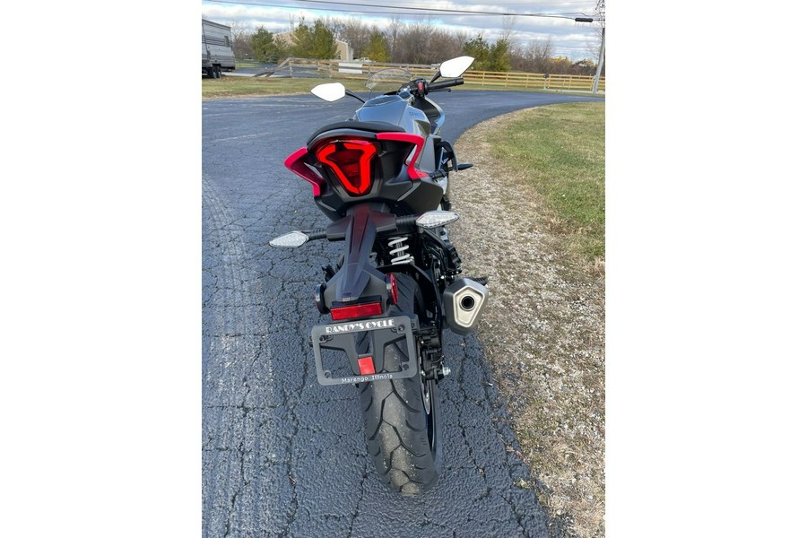 2026 CFMOTO 300SS - NEBULA BLACK