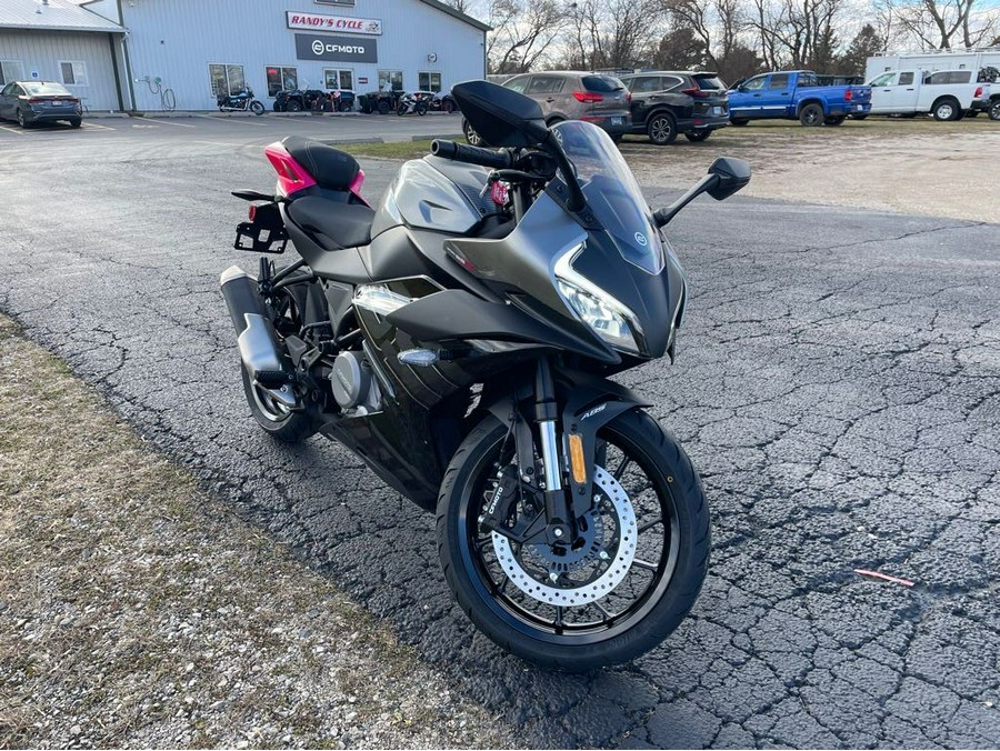 2026 CFMOTO 300SS - NEBULA BLACK