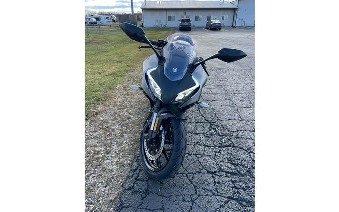 2026 CFMOTO 300SS - NEBULA BLACK