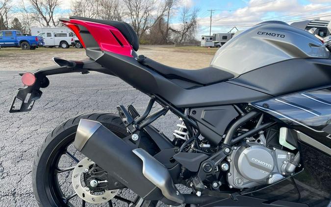 2026 CFMOTO 300SS - NEBULA BLACK