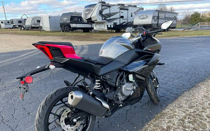 2026 CFMOTO 300SS - NEBULA BLACK