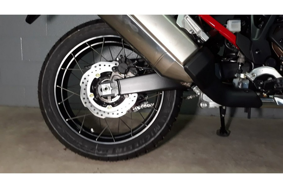 2024 Africa Twin DCT - Honda