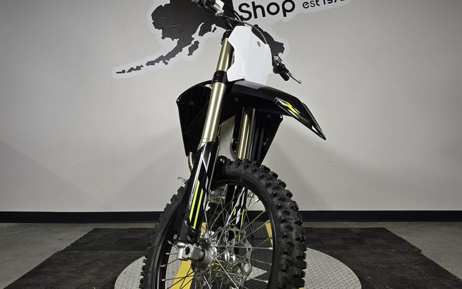 2026 Triumph TF450-X