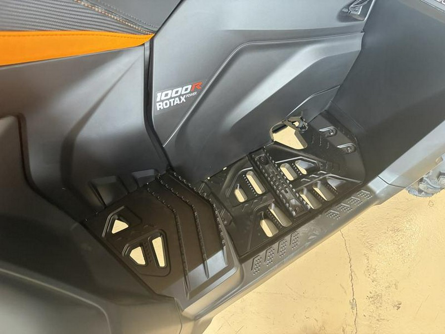 2026 Can-Am® Outlander MAX XT-P With Smart-Shox 1000R