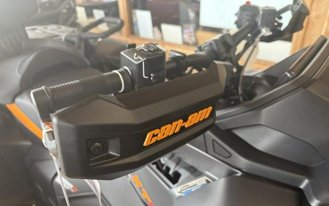 2026 Can-Am® OUTM 1000XTPSS INFO