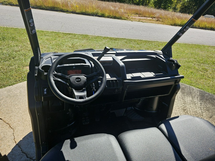 2027 Can-Am Defender MAX DPS HD9