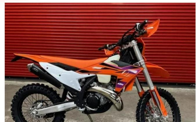 FIRST LOOK! KTM INTRODUCES 2024 KTM 300XC-W HARD-ENDURO MODEL