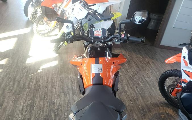 2024 KTM 790 Duke