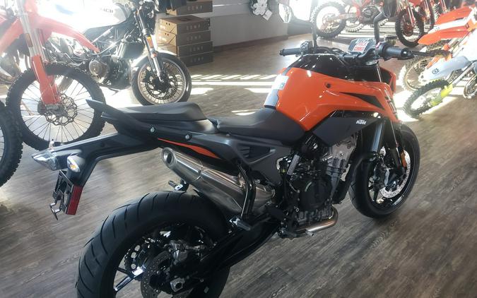 2024 KTM 790 Duke