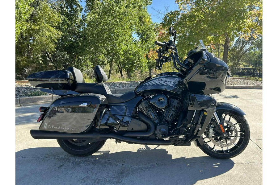 2024 Indian Motorcycle Challenger Limited with PowerBand Audio Package