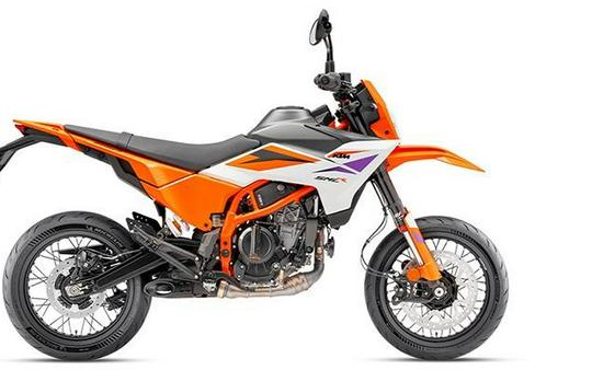 2025 KTM 390 SMC R