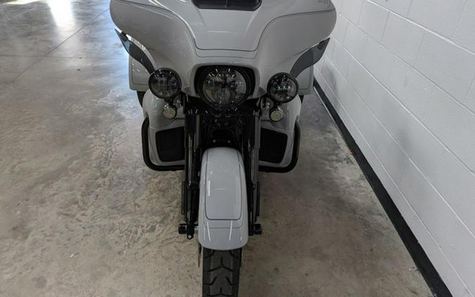 2025 Harley-Davidson Trike FLHTCUTG - Tri Glide Ultra
