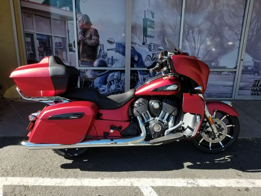 2020 Indian Motorcycle® Roadmaster® Dark Horse® Ruby Smoke