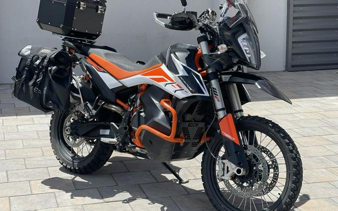 2019 KTM 790 Adventure & 790 Adventure R – First Ride