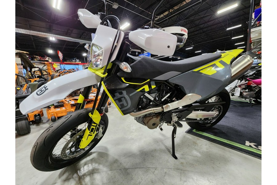 2024 Husqvarna Motorcycles 701 SUPERMOTO