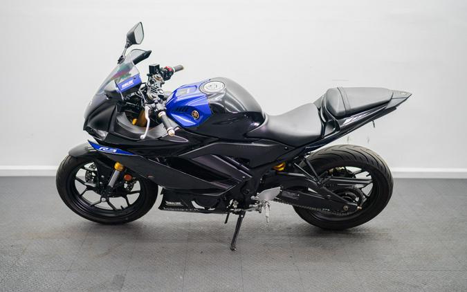 2021 Yamaha YZF-R3 Monster Energy Yamaha MotoGP Edition