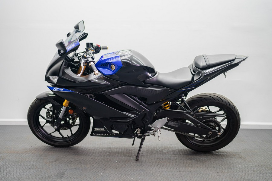 2021 Yamaha YZF-R3 Monster Energy Yamaha MotoGP Edition