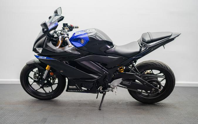 2021 Yamaha YZF-R3 Monster Energy Yamaha MotoGP Edition