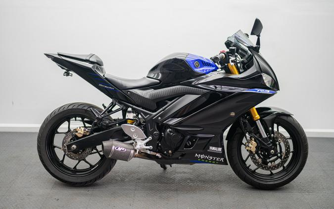 2021 Yamaha YZF-R3 Monster Energy Yamaha MotoGP Edition