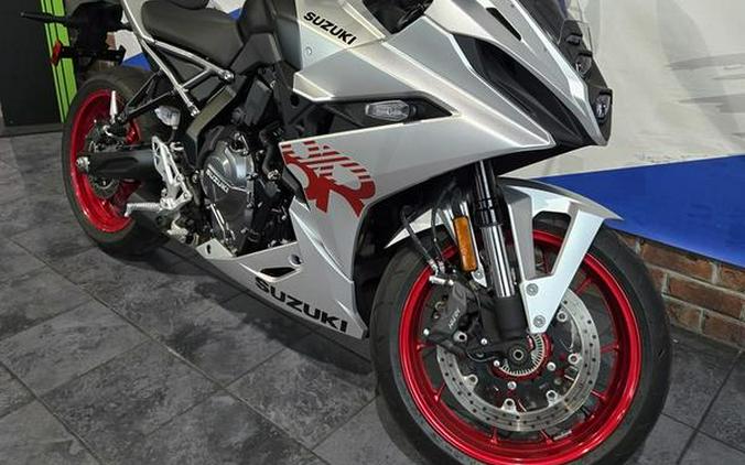 2024 Suzuki GSX-8R