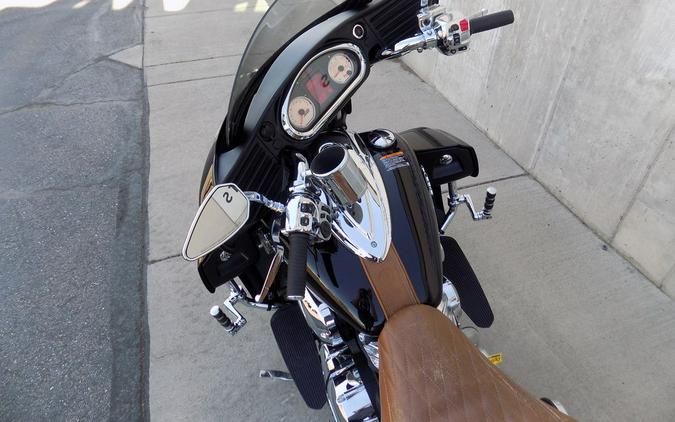 2015 Indian Motorcycle® Roadmaster™ Thunder Black