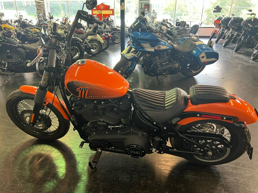 2021 Harley-Davidson Street Bob 114 Baja Orange FXBBS