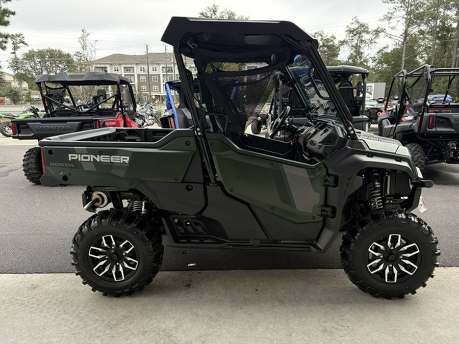 2025 Honda Pioneer 1000 Trail