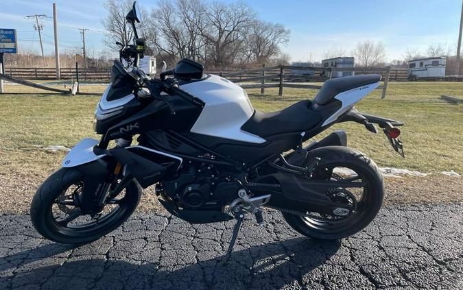 2026 CFMOTO 450NK - NEBULA WHITE
