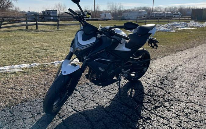 2026 CFMOTO 450NK - NEBULA WHITE