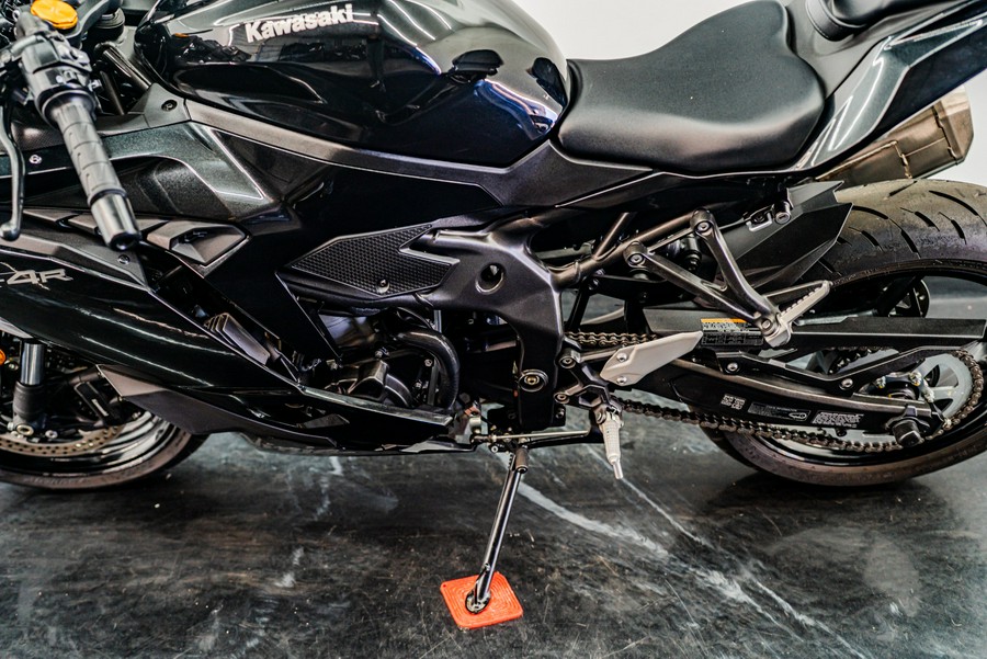 2025 Kawasaki Ninja ZX-4R ABS