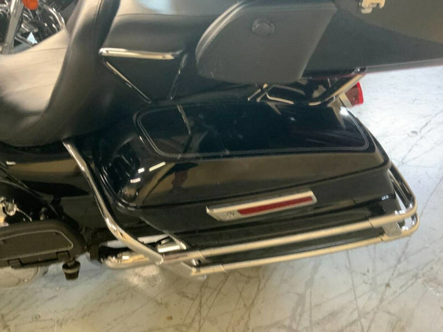 2014 Harley-Davidson Touring FLHTCU ULTRA CLASSIC