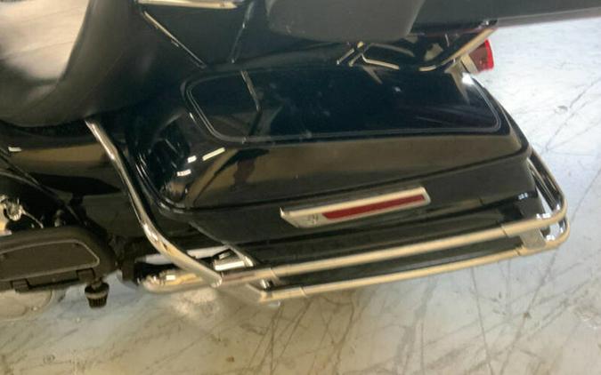 2014 Harley-Davidson Touring FLHTCU ULTRA CLASSIC