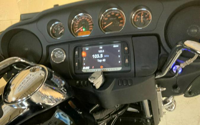 2014 Harley-Davidson Touring FLHTCU ULTRA CLASSIC