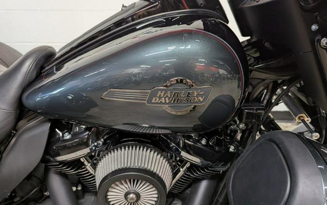 2025 Harley-Davidson Trike FLHTCUTG - Tri Glide Ultra