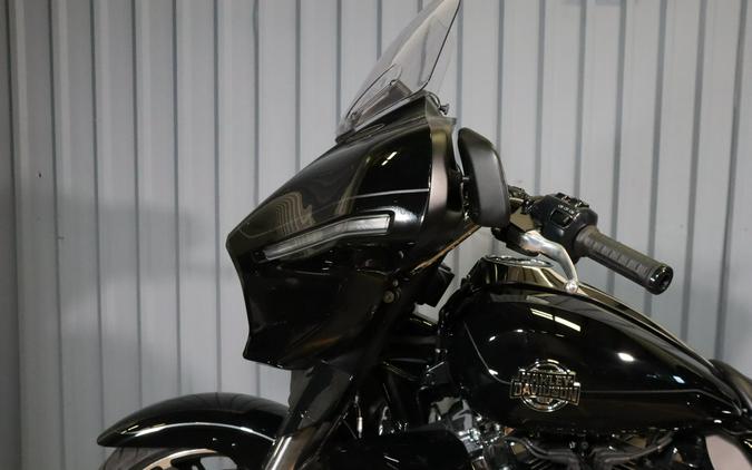 2025 Harley-Davidson Street Glide Ultra FLHXU