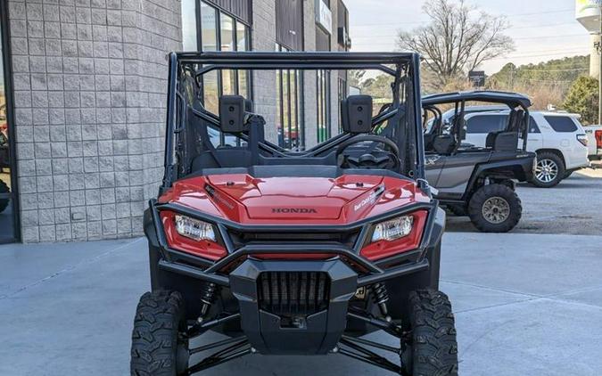 2024 Honda® Pioneer 1000-6 Deluxe Crew