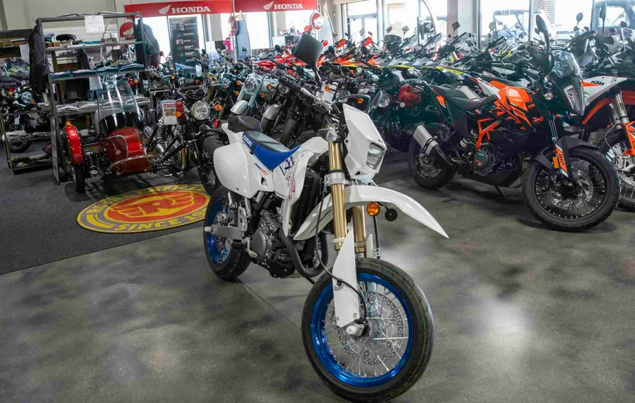 2023 Suzuki DR-Z400SM