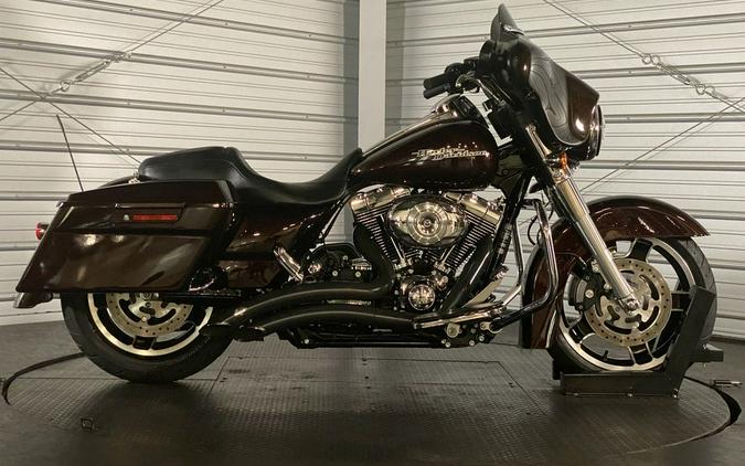 2011 Harley-Davidson® FLHX - Street Glide®