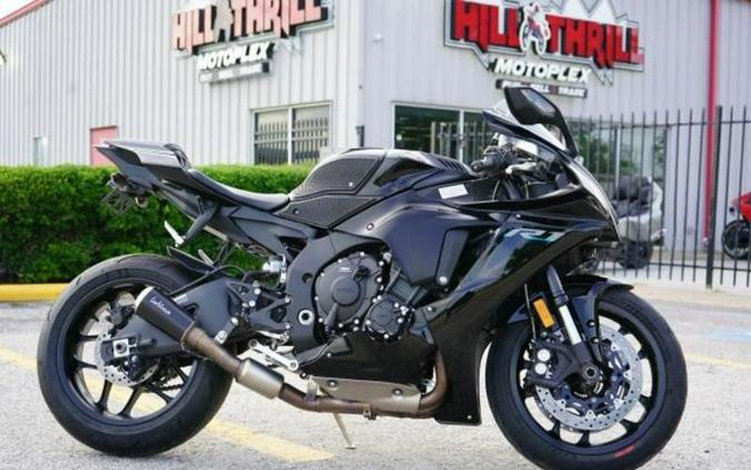 2023 Yamaha YZF-R1