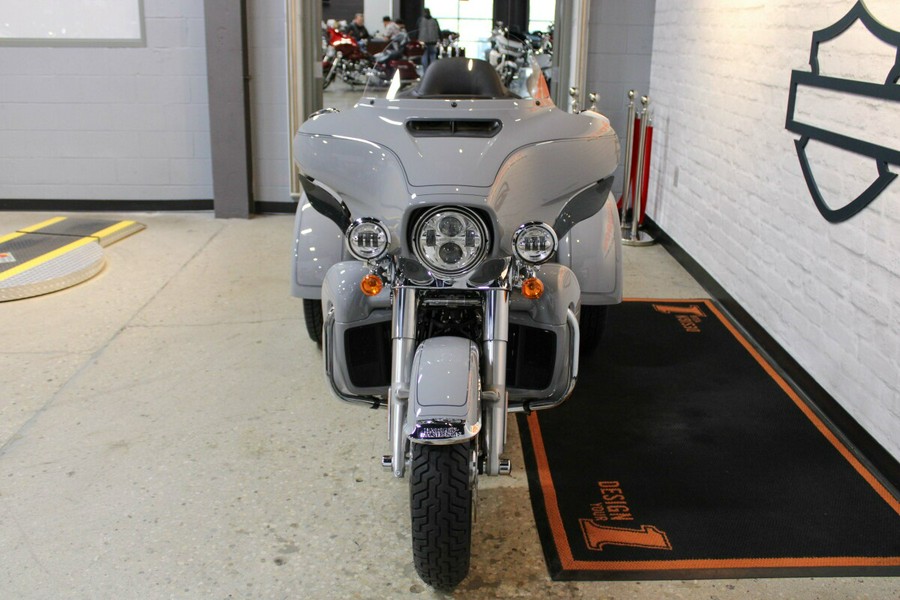 2024 Harley-Davidson Tri Glide Ultra Trike FLHTCUTG