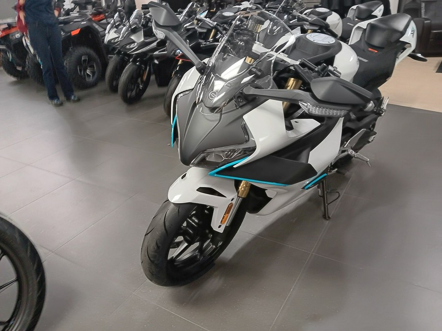 2024 CFMOTO 450SS