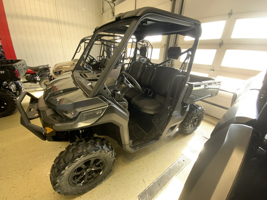 2024 Can-Am™ Defender XT HD9