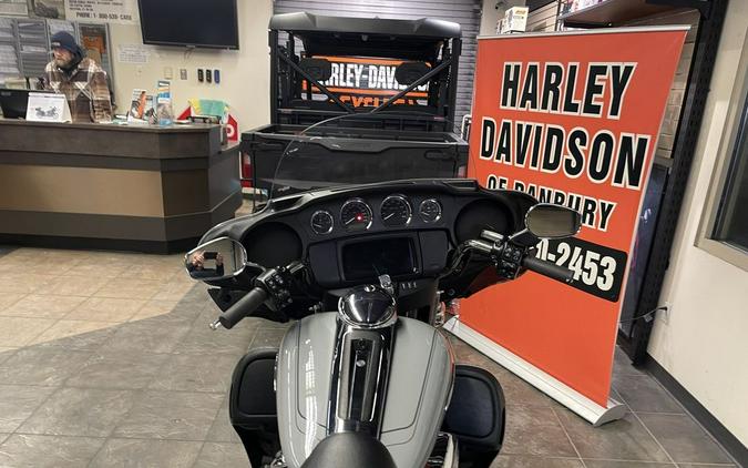 2024 Harley-Davidson® FLHTCUTG - Tri Glide® Ultra