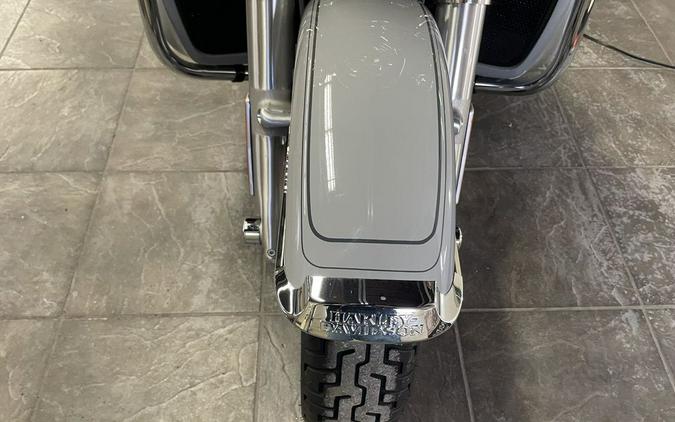 2024 Harley-Davidson® FLHTCUTG - Tri Glide® Ultra
