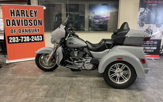 2024 Harley-Davidson® FLHTCUTG - Tri Glide® Ultra