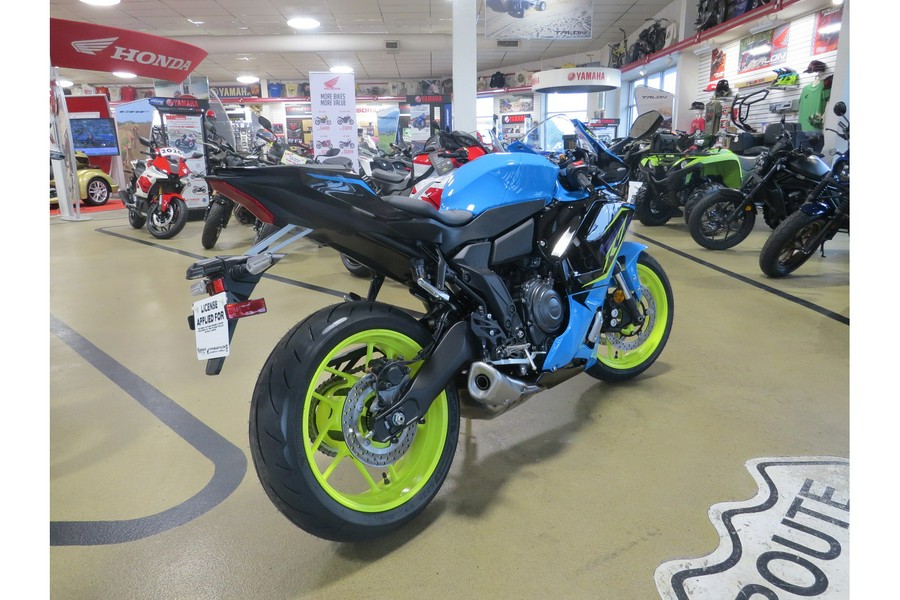 2026 YZF-R7 - Yamaha