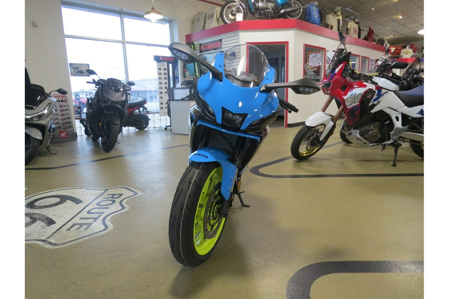 2026 YZF-R7 - Yamaha