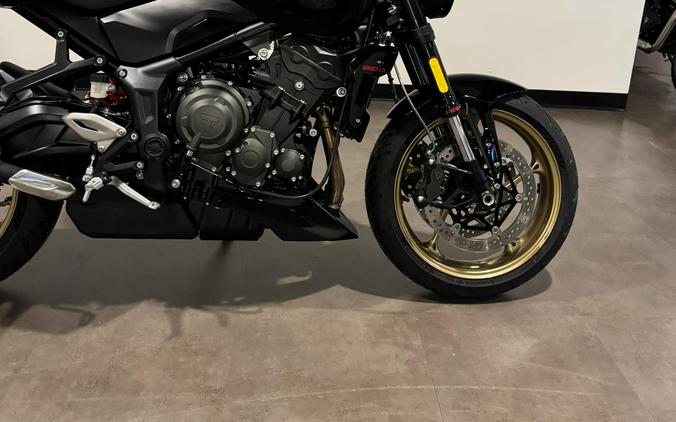 2026 Triumph TRIDENT 800